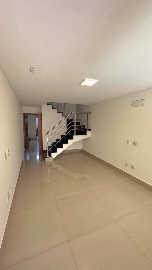 Sobrado à venda com 3 quartos, 87m² - Foto 4