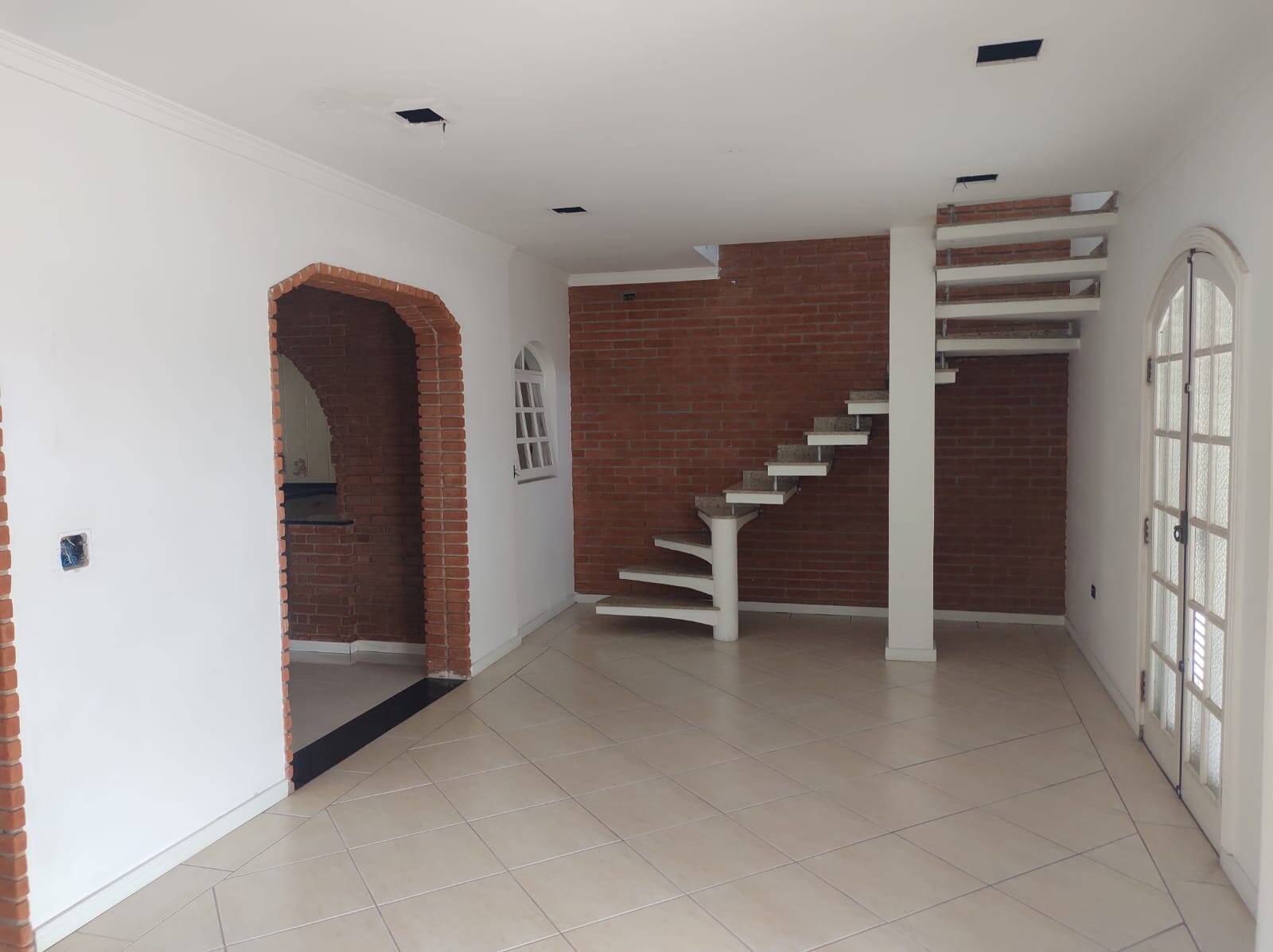 Sobrado, 4 quartos, 250 m² - Foto 2