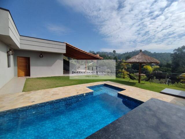 #448 - Casa para Venda em Santana de Parnaíba - SP