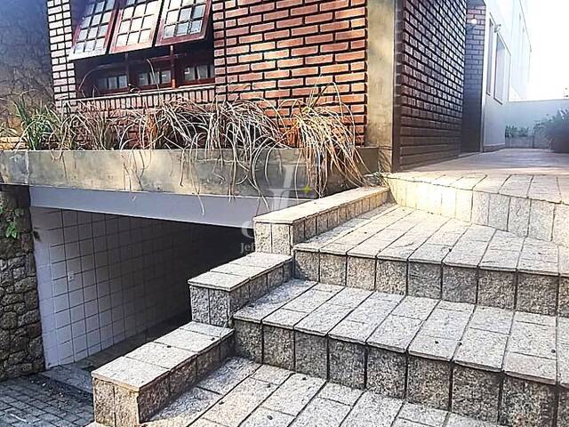 Venda em Jardim Regina - São Paulo