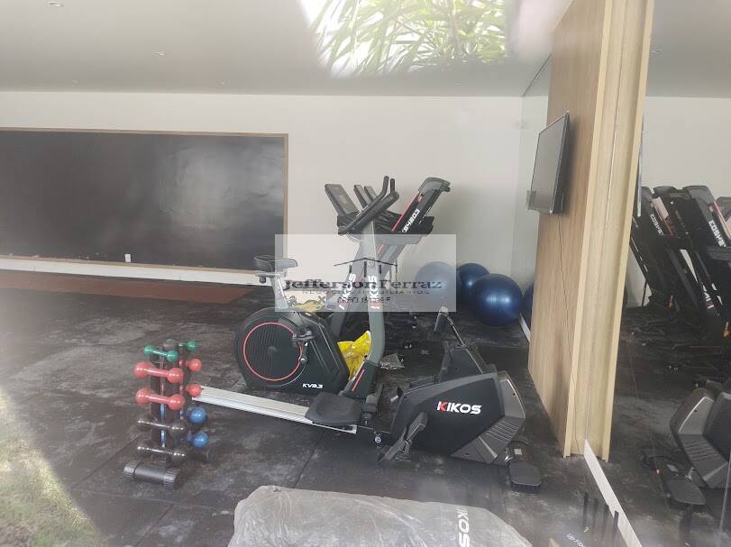 Apartamento à venda com 2 quartos, 39m² - Foto 23