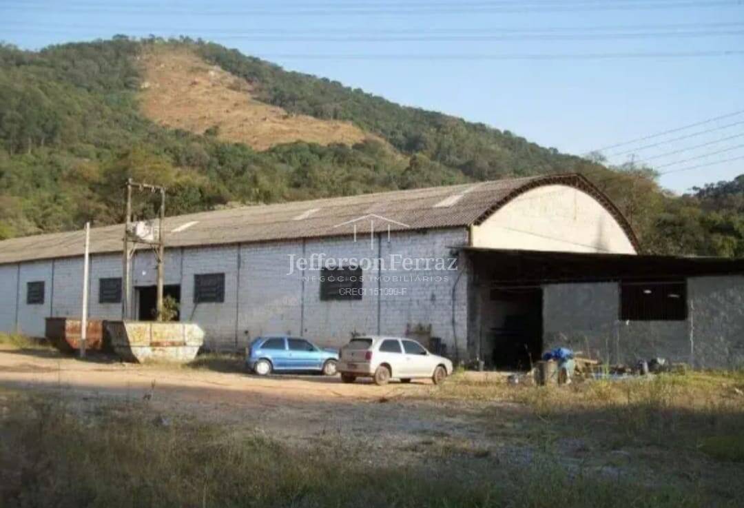 Sala-Conjunto, 7000 m² - Foto 1